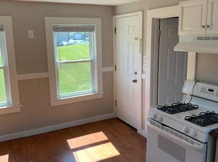 31 West Rd #B, Ellington, CT 06029