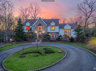 39 Union Ave, Upper Saddle River, NJ 07458