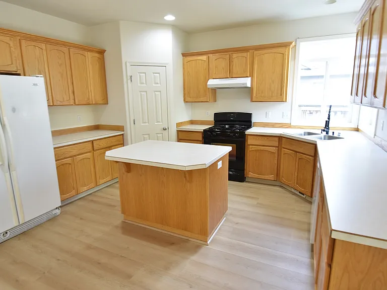 4009 NE 165th Ave — Photo 6