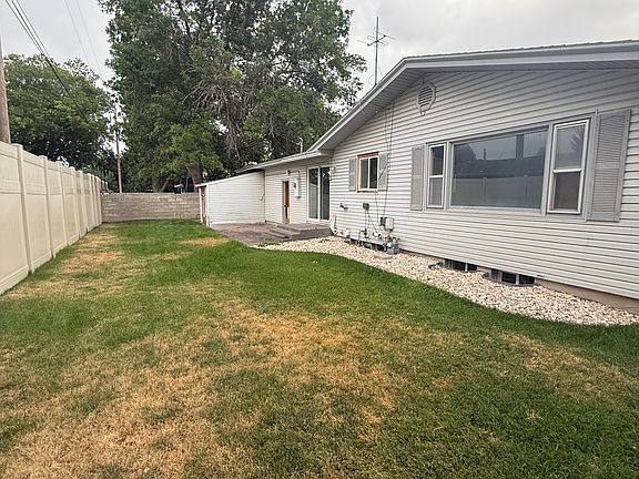2nd image of 1095 Mojave St