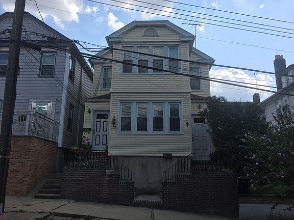 3rd image of 11910 12th Ave