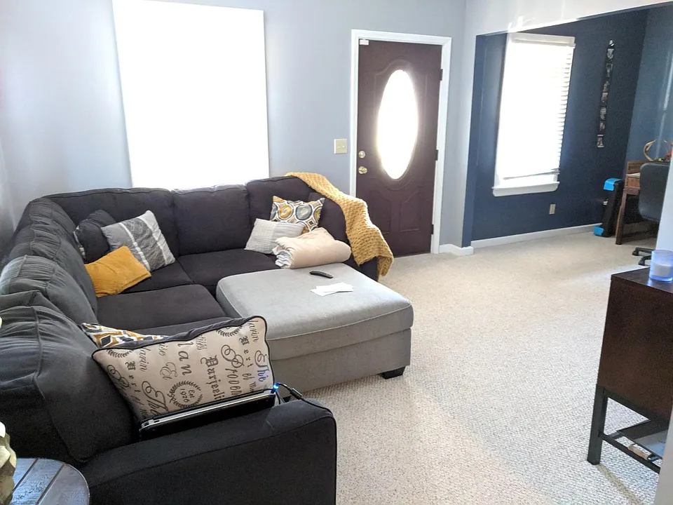 Living room - 1