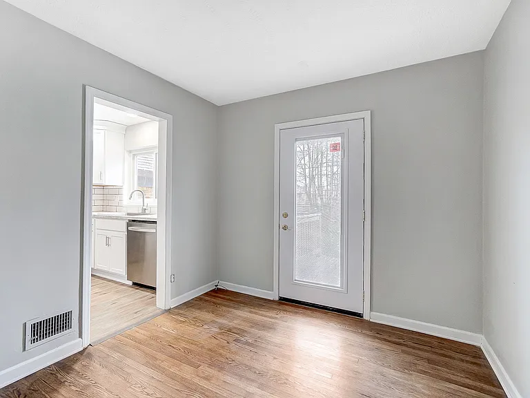 4016 Maricarr Dr — Photo 22