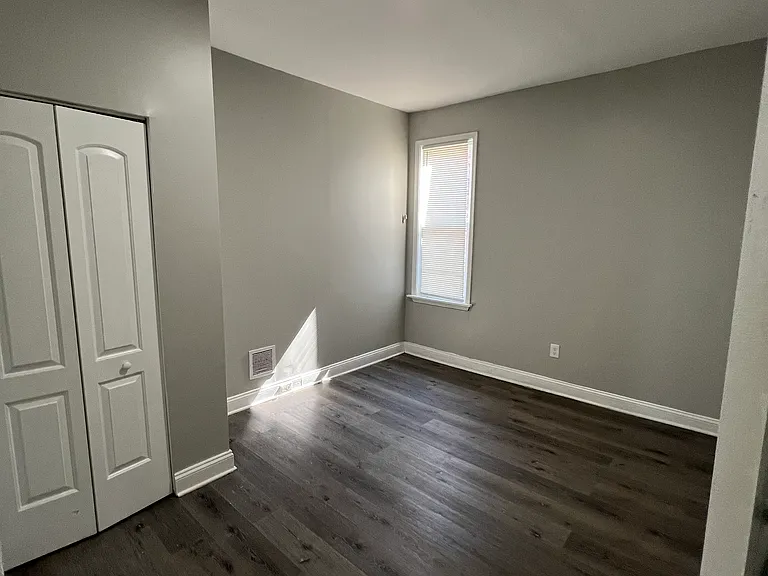 2109 Homewood Ave — Photo 11
