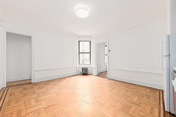 1st image of 120 Garfield Pl APT D4
