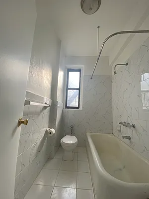 Rented by Access Unlimited Real Estate Inc | media 13