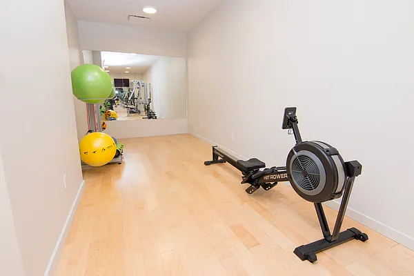 Rented by Modern Spaces | media 10