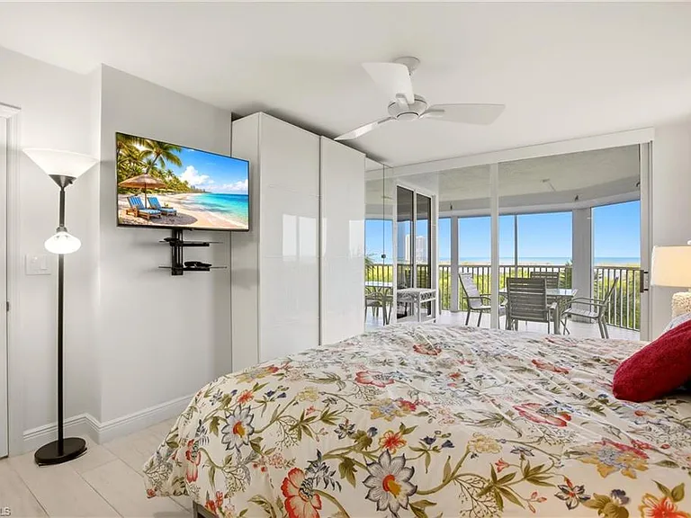 5550 Heron Point Dr #503 — Photo 15