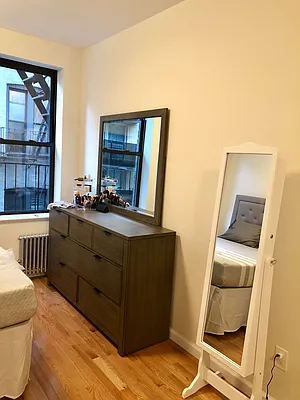 Rented by Warren T Real Estate Corp. | media 17