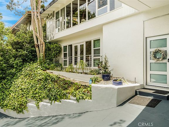 2nd image of 3839 Davana Rd