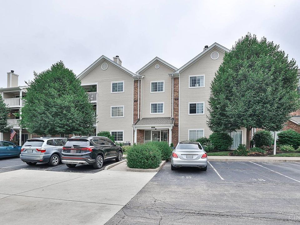 1st image of 310 Carrington Pl APT 306