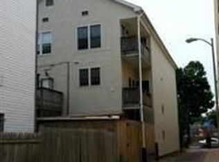 326 15th St SE, Washington, DC 20003