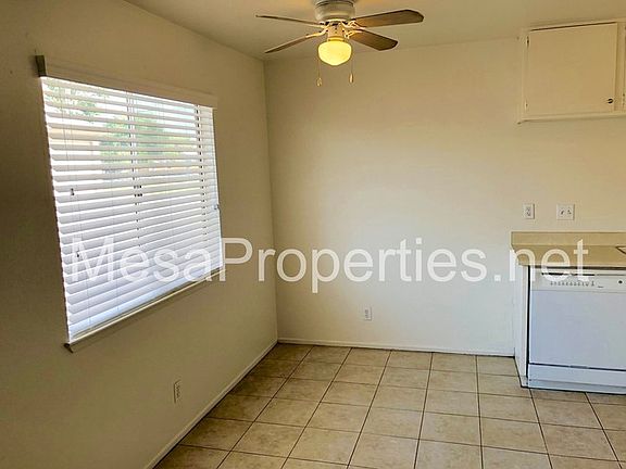 5th image of 14945 Yucca Ave #B