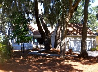 22 Coventry Close, Savannah, GA 31411