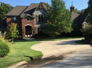 2810 Dry Branch Dr, Harrison, AR 72601