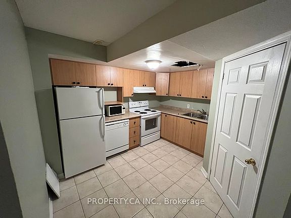3rd image of 14 Owens Rd #Basement