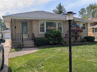 1022 Sherwood Rd, La Grange Park, IL