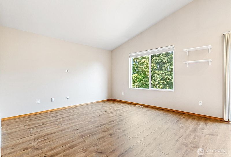 5th image of 11543 62nd Avenue S