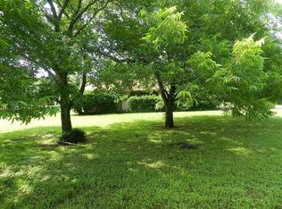 113 Ranchouse Rd, Burleson, TX 76028