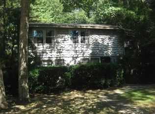 32 Brander Rd, Attleboro, MA 02703