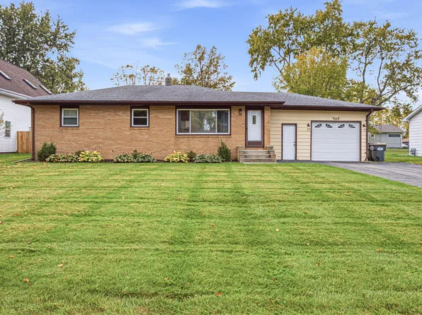 980 Wedgewood Rd, Saint Joseph, MI 49085