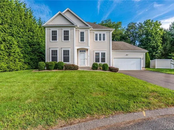 14 Frank Gates Lane, Derby, CT 06418