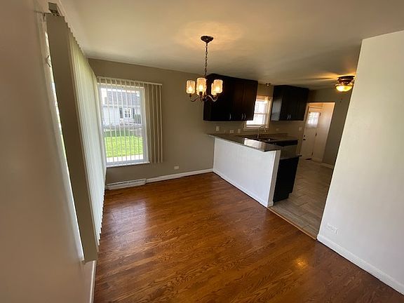 5th image of 375 N Highland Ave