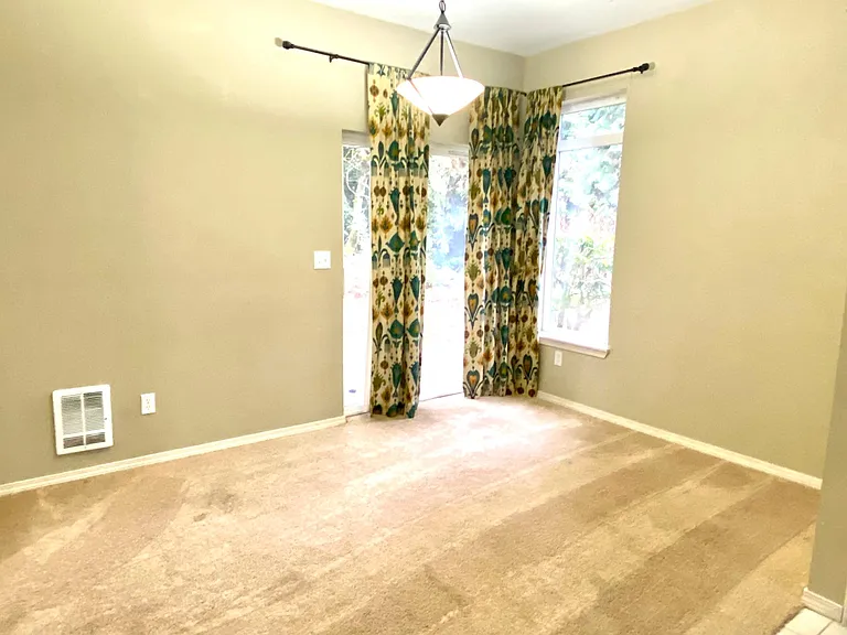 Formal dining room
