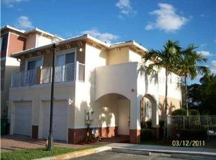 7448 Willow Grove Pl, Davie, FL 33314