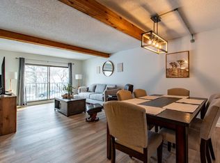 704 E Center St APT 204, Rochester, MN 55904