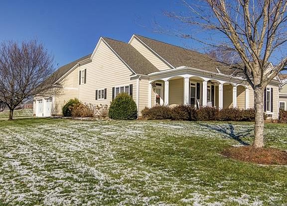 3rd image of 7213 Berkshire Ct