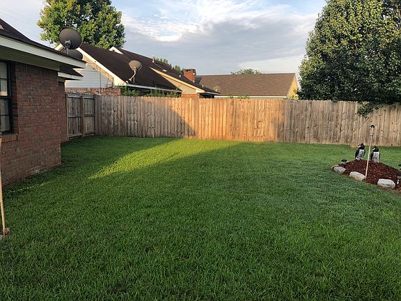 4th image of 130 Oakdale Dr