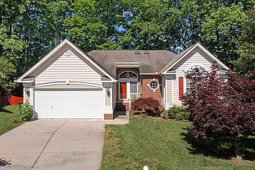 2400 Buckwater Ct Photo 1