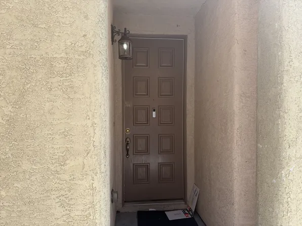 9830 W Hanover Grove Ave, Las Vegas, NV 89148