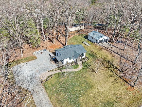 2nd image of 1990 Edwardsville Rd