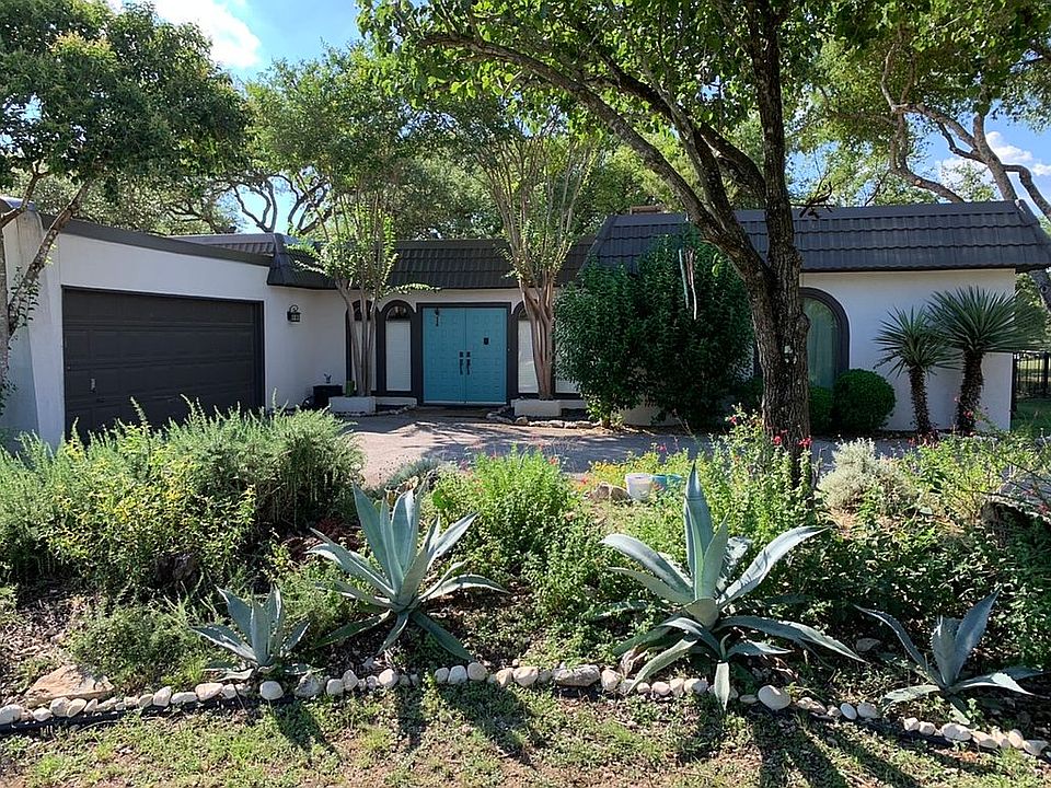 1st image of 922 Lakeway Dr