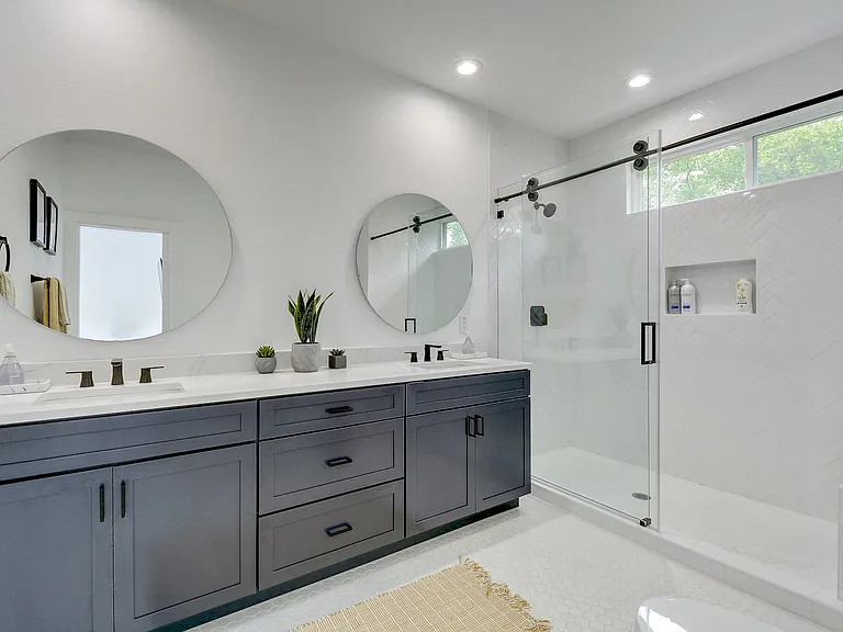 413 W Odell St #2 — Photo 17
