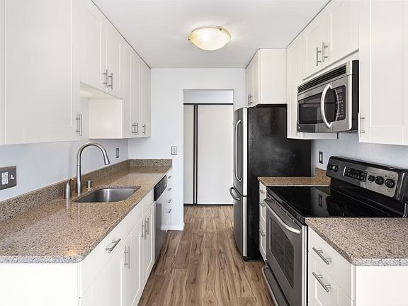5th image of 4226 Dayton Ave N APT 202