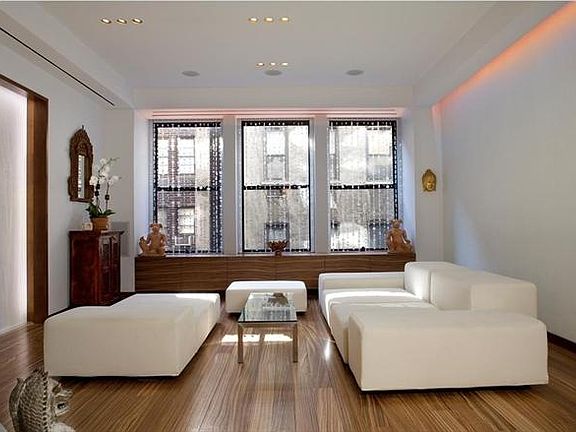 3rd image of 244 W 23rd St