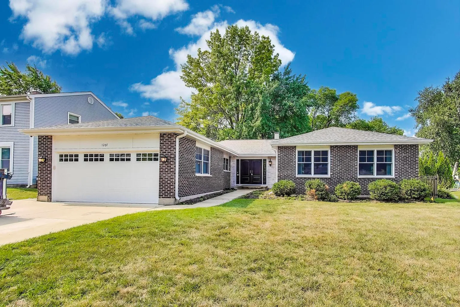 1207 W Keating Dr photo 1
