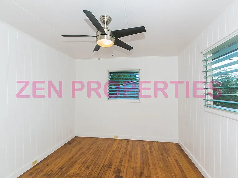 1555 Moani St — Photo 21