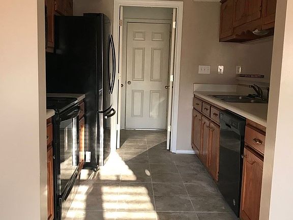 5th image of 6351 Oak Run Dr W