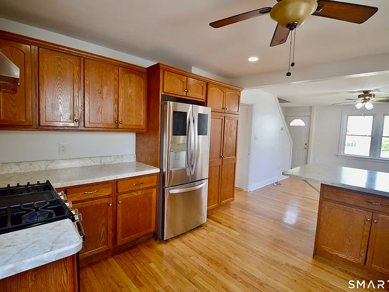 314 Knowlton St — Photo 8