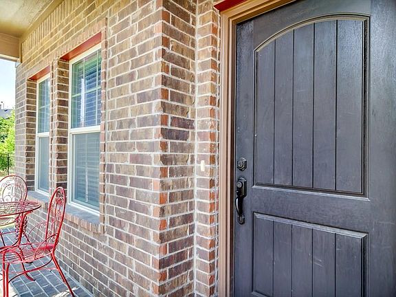2nd image of 3709 Redwood Creek Ln