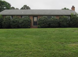 7216 Fairview Dr, Mechanicsville, VA 23111