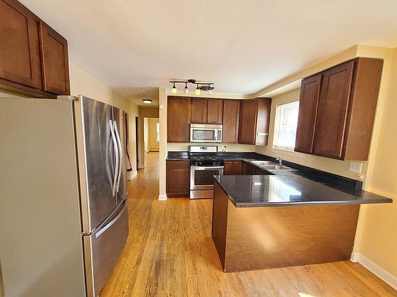 5th image of 1614 N Humboldt Blvd APT 1