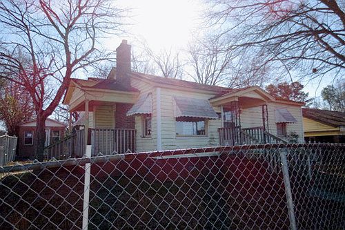 1st image of 411 Dr Martin Luther King Jr St