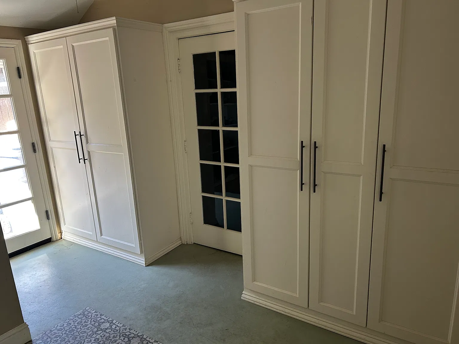 3 bed, 1280 sqft, $3,150 — Photo 2