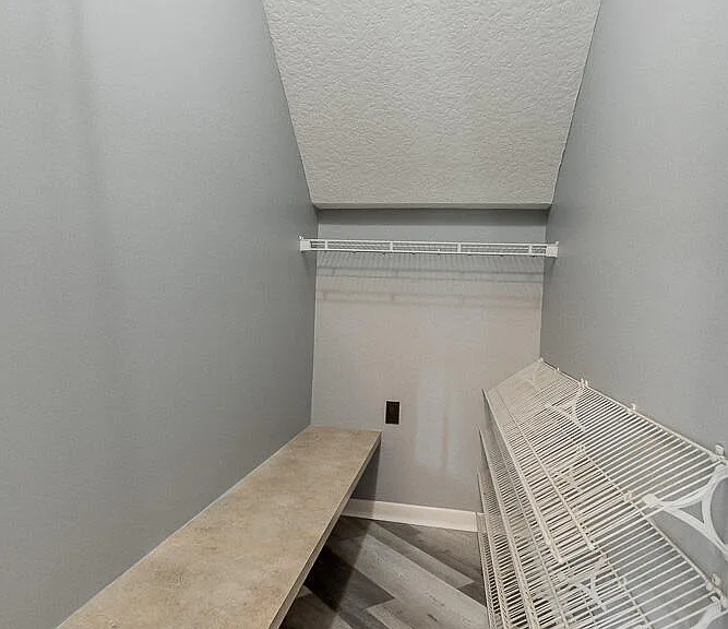 1770 Victoria Chase Ct — Photo 15