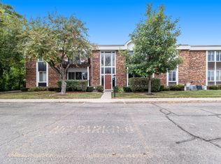 29543 Bobrich St #41, Livonia, MI 48152